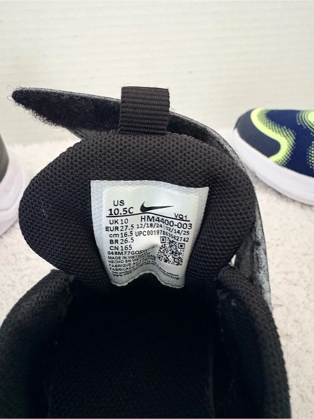 Nike Cosmic Toddler Running Athletic Shoes Black and Navy Size 10.5C